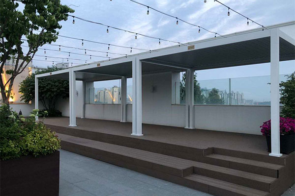 Aluminum Bioclimate Pergola Case