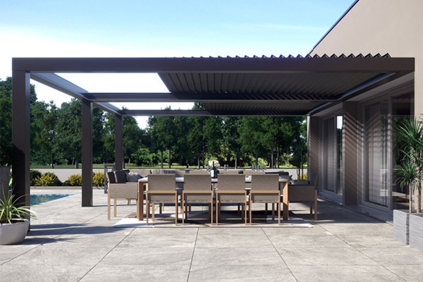 Retractable Louvered Pergola Case
